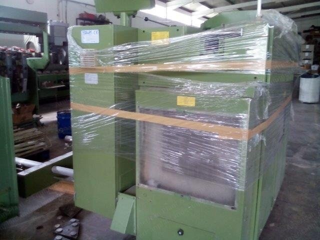 Vouk, Stiratoio Unimax-R-DX, 2001, Exit 18" x 42", Automatic Change, 2 Cans Park