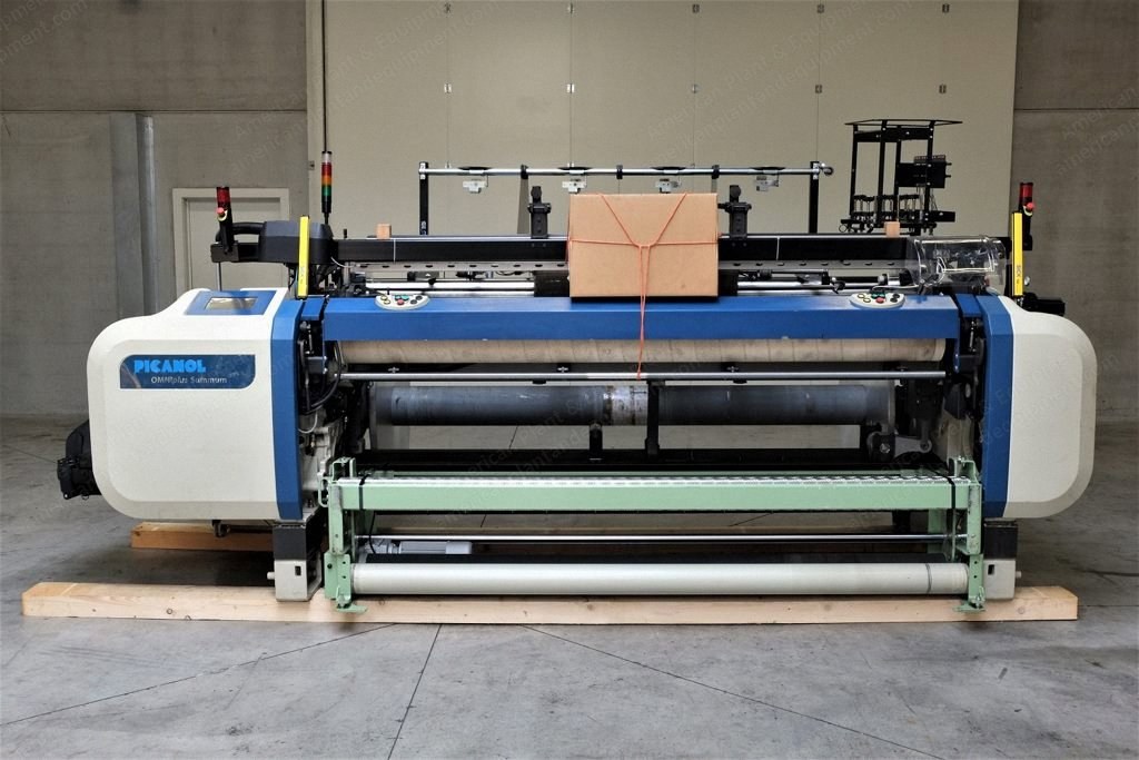 Picanol, OmniplusSummum-F-4-P-250, 2012, Air Jet Weaving Loom, 2500mm Working Width, 4 Colors, Staubli 1681 Cam Box