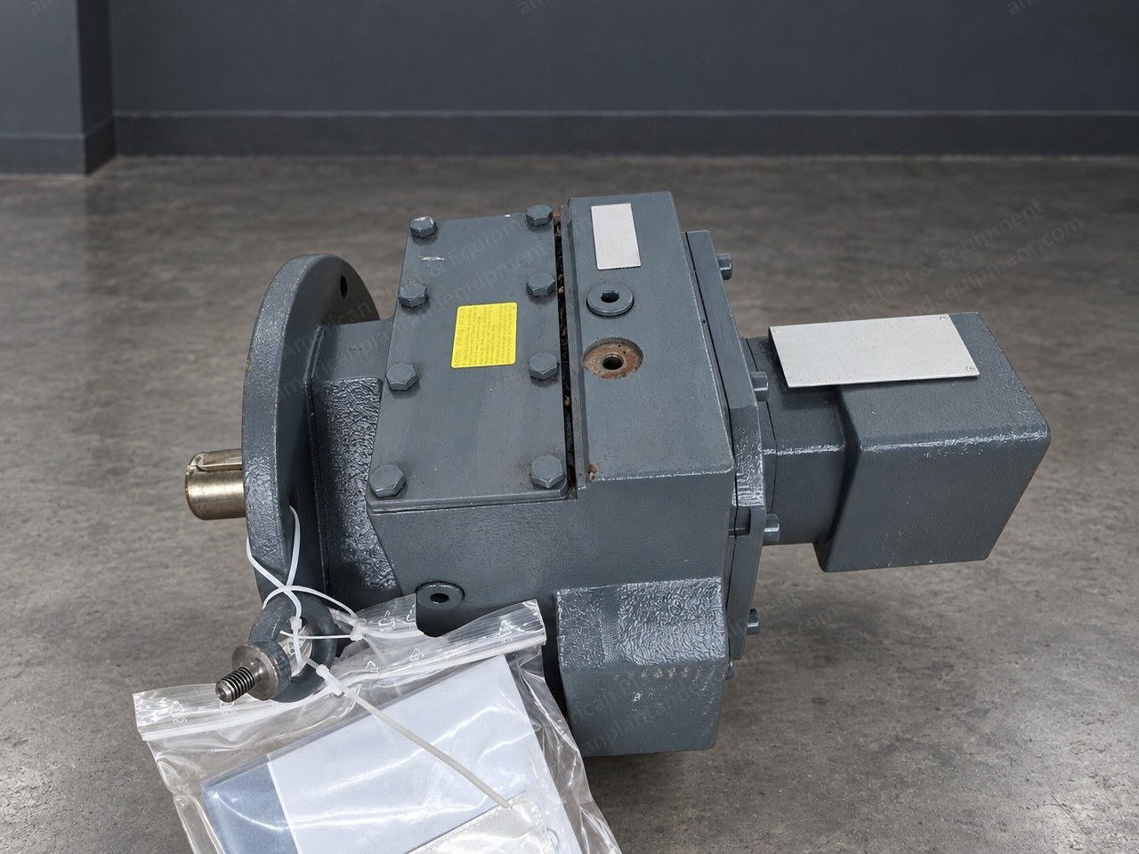 Siemens, DF 68 KJ, Main Gearbox for Bertolaso Filler (Servo Motor)