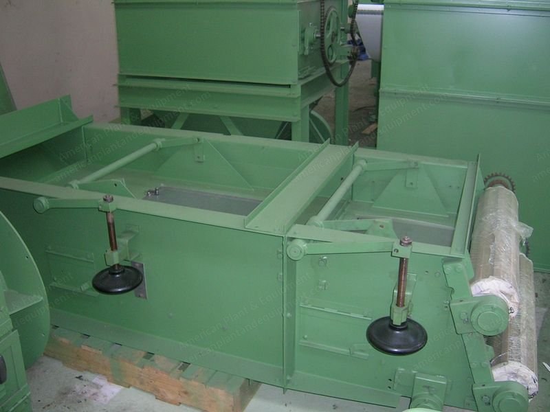 Laroche, Junior 800, 1981, 3 Cylinders, 800mm Working Width, with CR300 Rotary Cutter