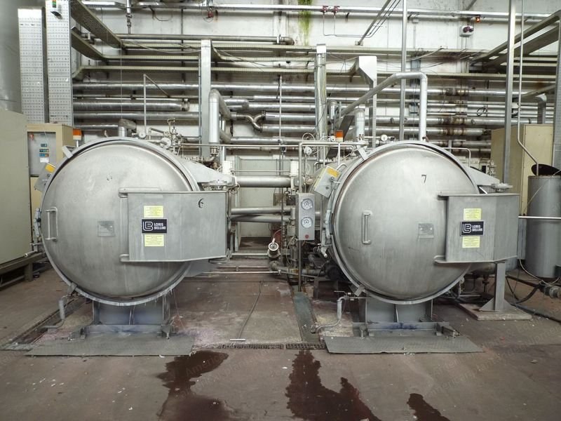 Loris Bellini, Horizontal Bobbins Dyeing Machine, 1991, 288 Bobbins Capacity, Parallel Operation, 8 Carriers