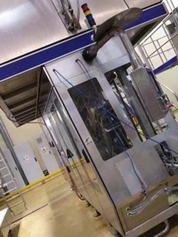 Tetra Pak, TBA 21-1000 Square, 2001, 1000ml Square Carton Filler, 15000 Running Hours, with TCA88 Applicator and TCBP70 Packer