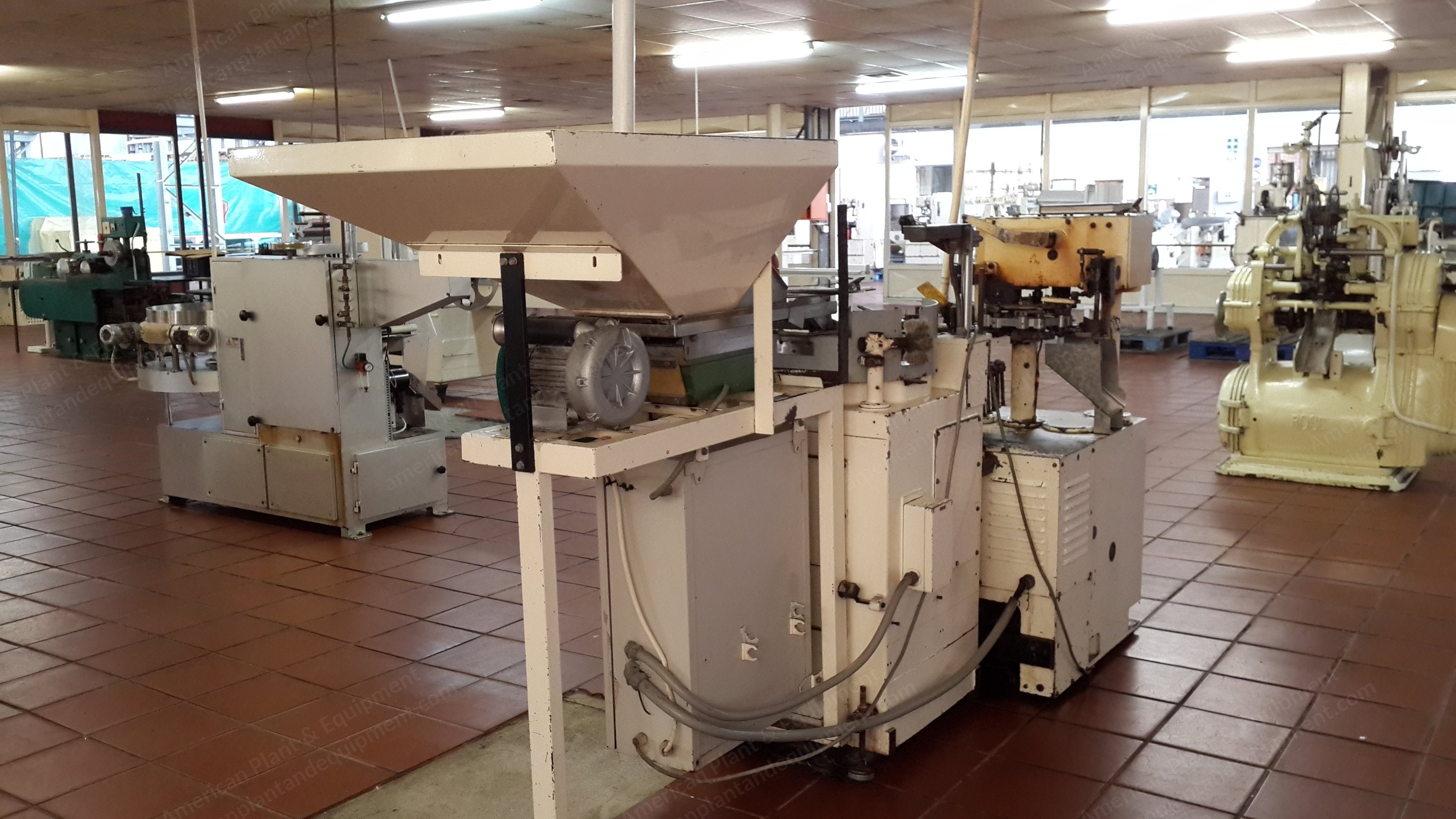 Aquarius, LVM4, Ball Lollipop Wrapping Machine