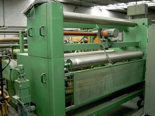 Triatex, Minimum Spreading Unit, 1989, 200 m/min Speed, Knitwear & Woven Application