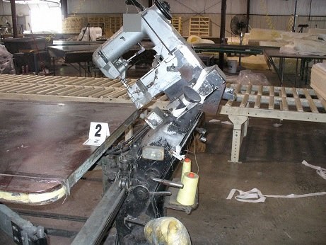 United, Singer 300W 103, Tape Edge Machine, 74x52 inch Table, Cast Iron Carriage