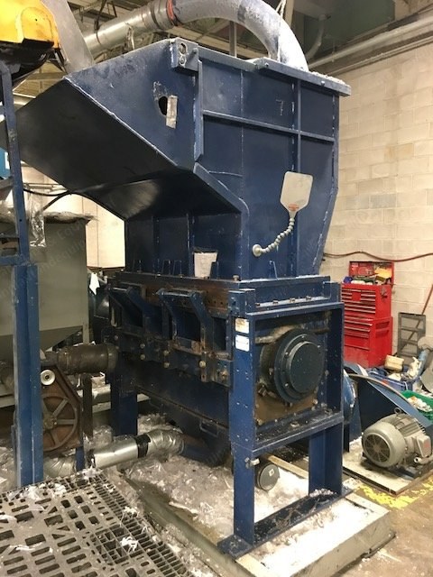 Cumberland, Model 50B, 2016, 20x50 inch Opening, 150 HP Motor, 3 Knife Open Rotor