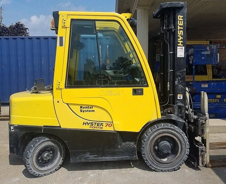 Hyster, H70FT, 2012, 7000 lbs Capacity, Triple Stage Mast, LP Gas, Pneumatic Tires