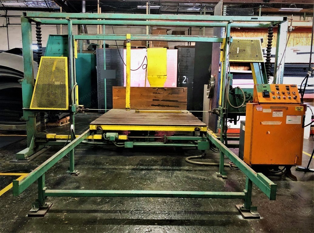 Femco, 4A6, Horizontal Foam Saw, 88x125 in Cutting Capacity, 50 in Throat Height