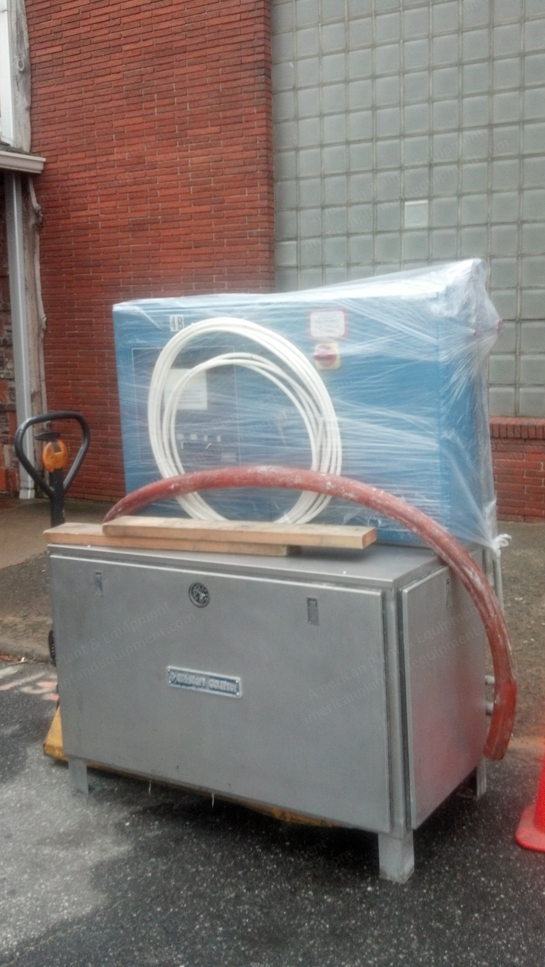 Gaston County Systems, Double Sided Parabolic Foam Applicator, 1995, 3048mm, 10 HP