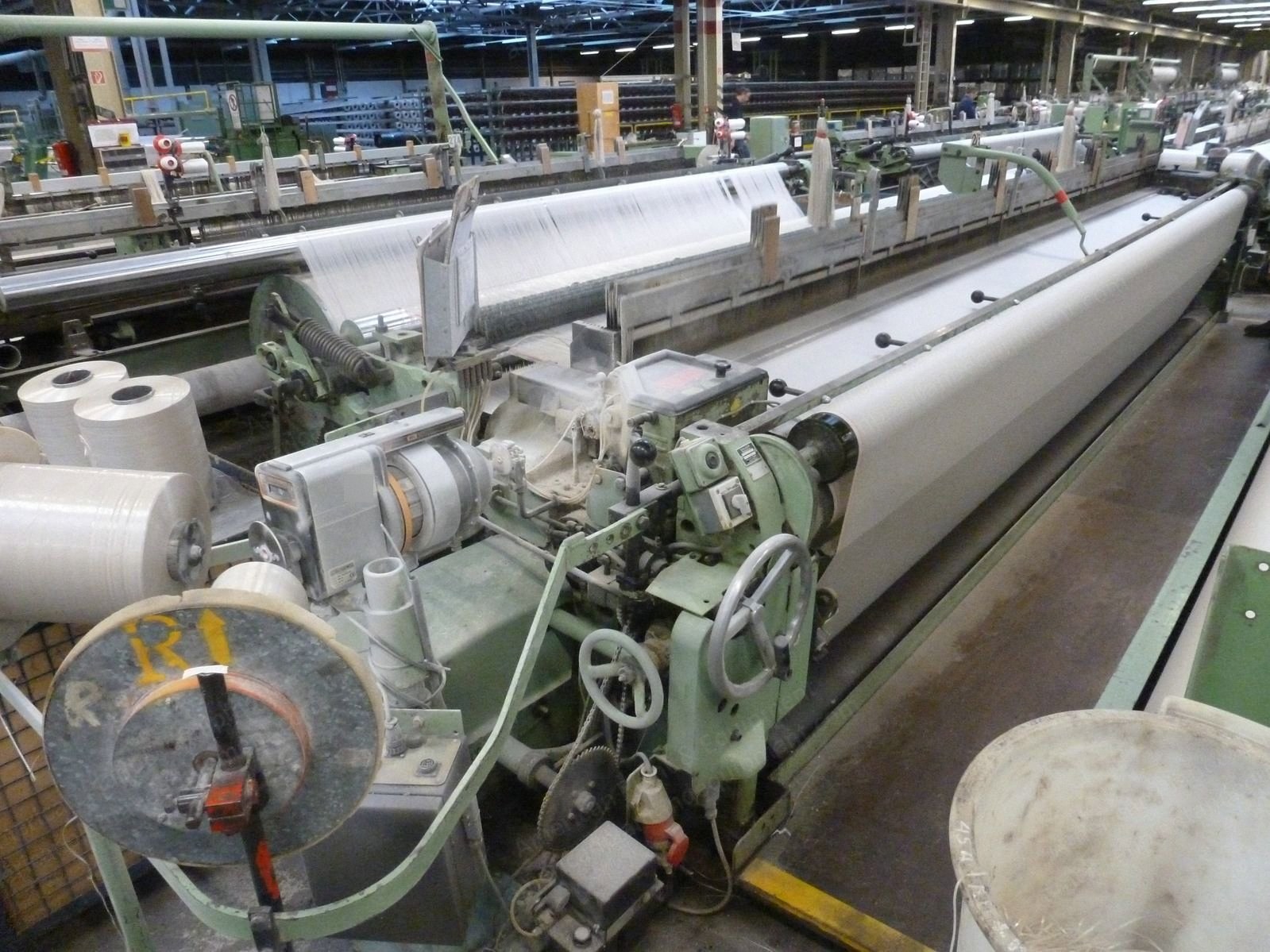 Sulzer, TW11 213 ES 105 E10 D1, 1975, 213" Working Width, Cam Motion, Big Roll Batcher