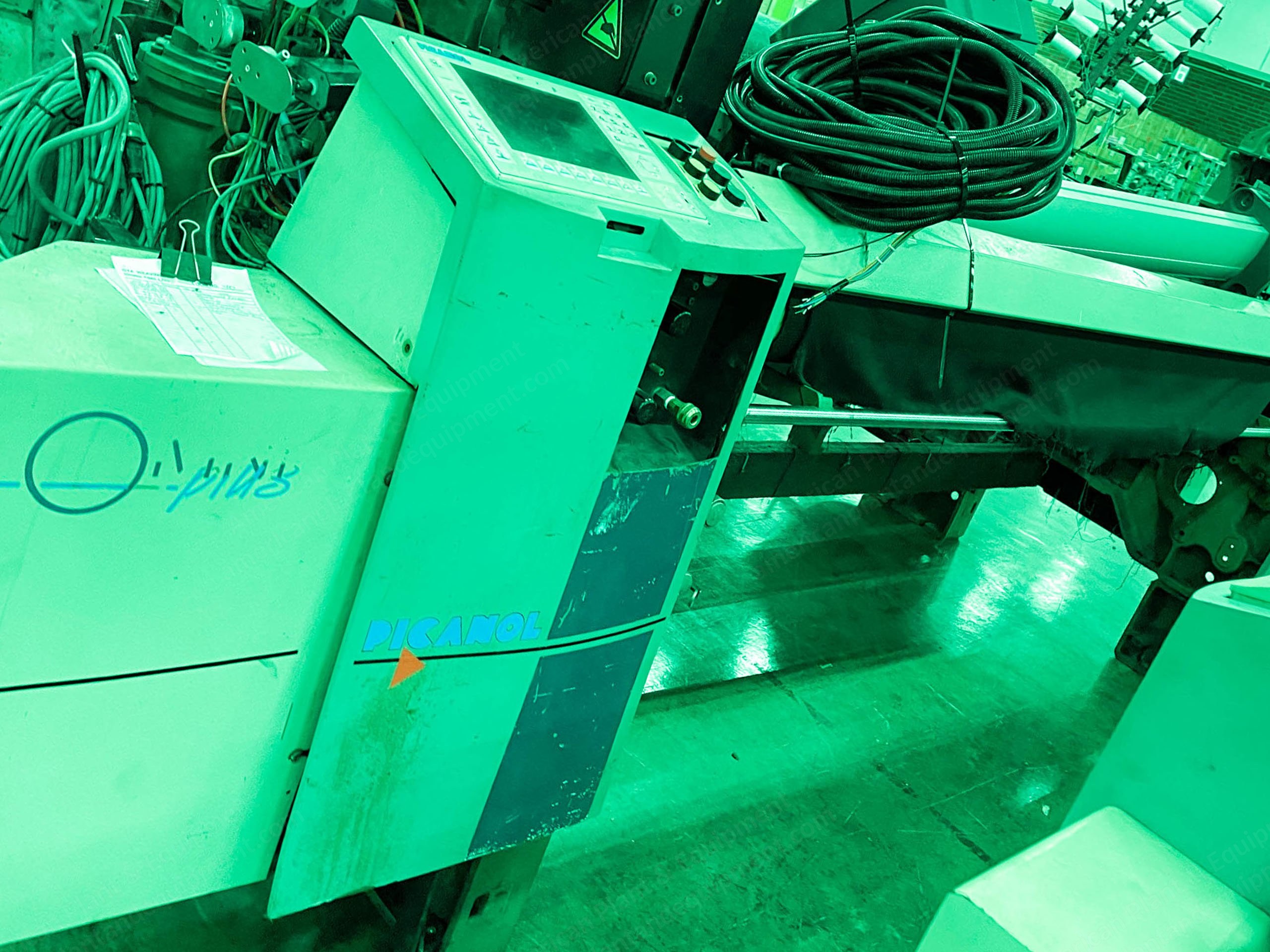 Picanol, Omni Plus, 2000, Airjet Jacquard Loom, 2500mm Width, 6 Color Capable, Staubli LX1600 Jacquard Head