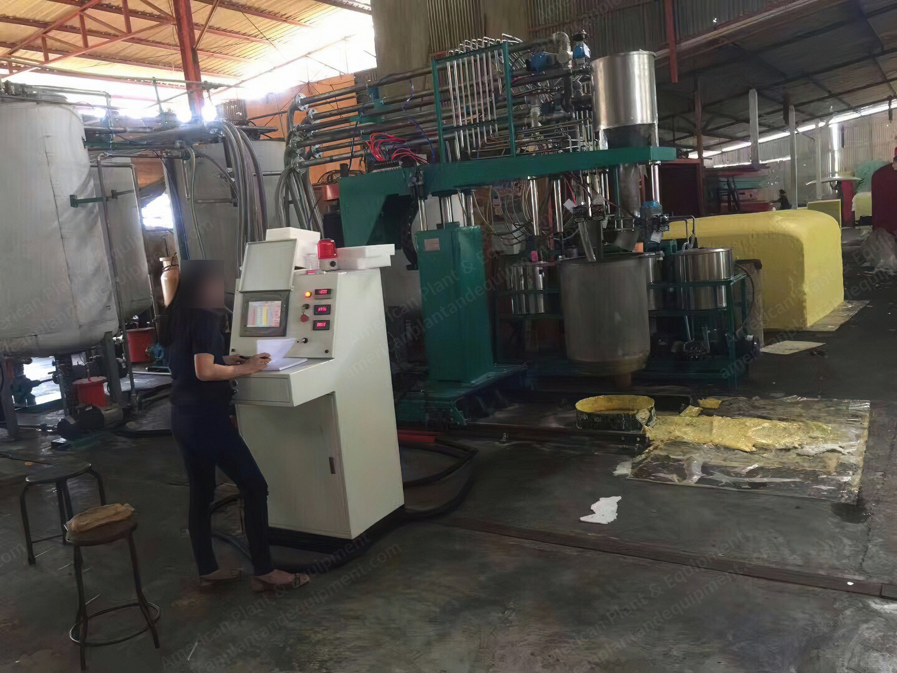 NovaStar, FG208, Automatic Box Foaming Machine, 7 Chemical Lines, 180L Max Output, 7.5 kW Mixing Head