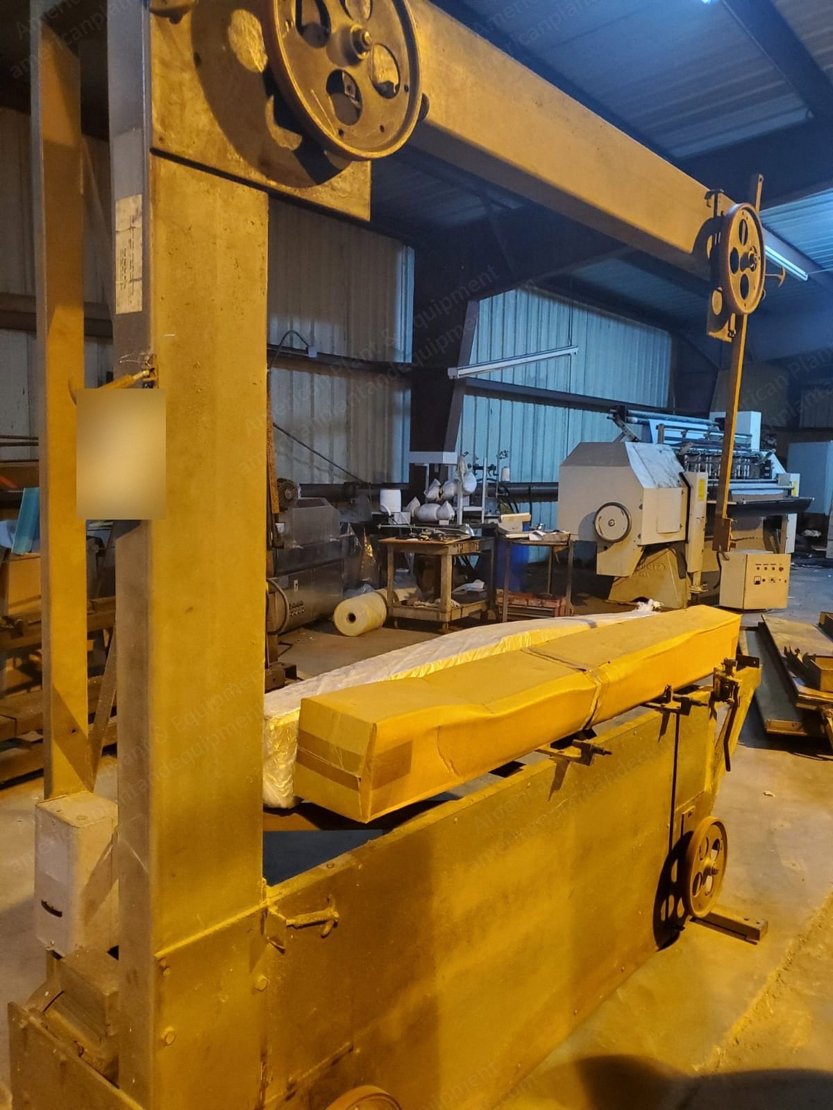 Edge Sweets, C2, Foam Band Saw, 42 inch Inside Width, 36 inch Cut Height, 9 ft Length