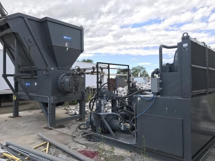 SSI, Ram Fed Dual Rotor Shredder, 52x75 inches, 19 RPM Fast Rotor, 14 RPM Slow Rotor