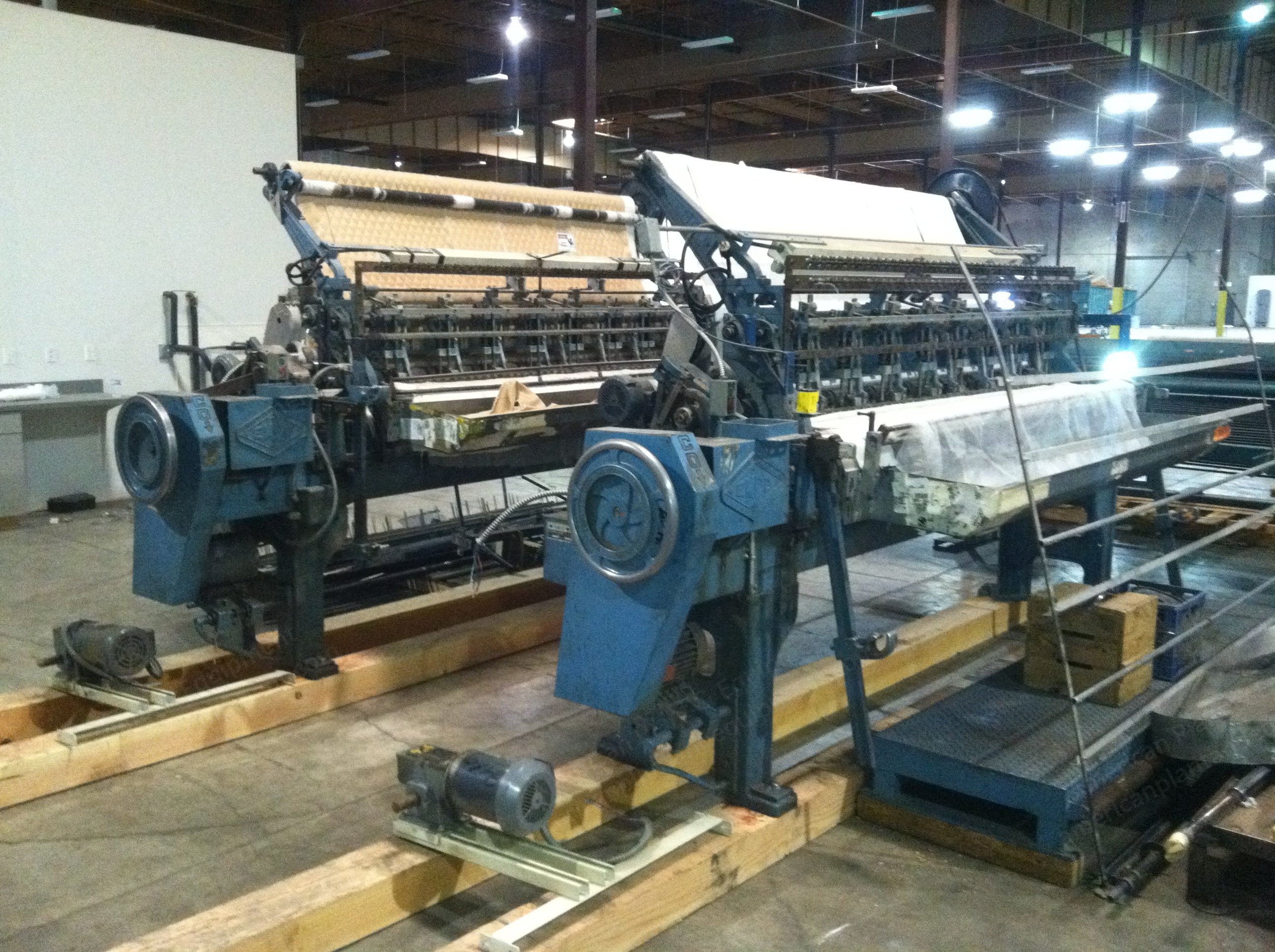 Emco, Quilters, 88 Inches, 3 Bar Capacity, Cam Drive
