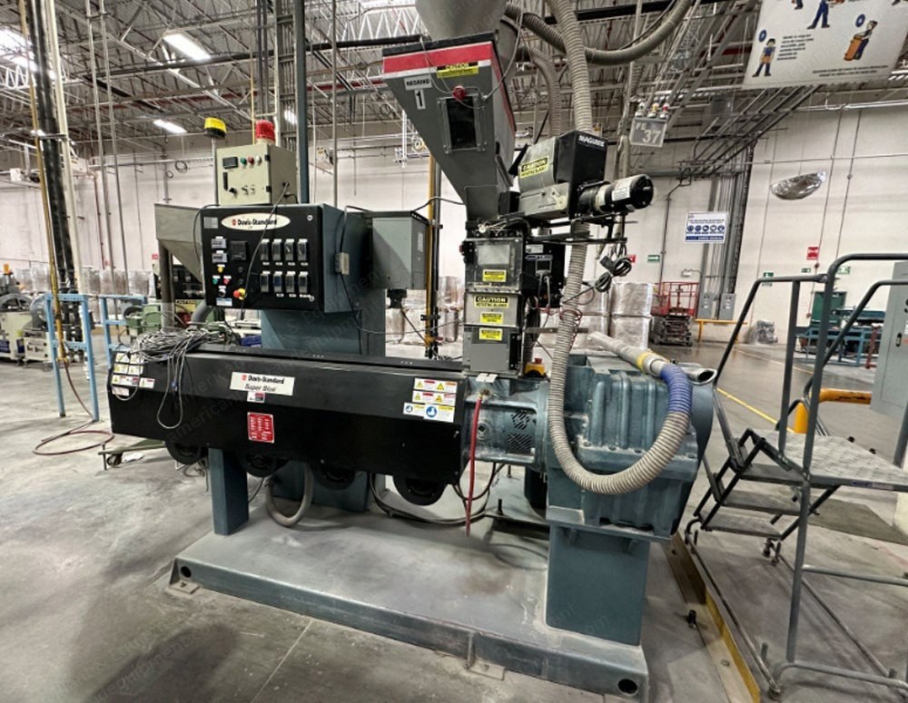 Davis Standard, Super Blue, 2013, 3.5 Inch, 24:1 L/D, 75 HP, Air Cooled Single Screw Extruder