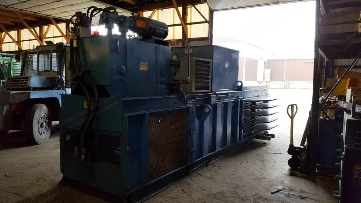 Marathon Horizontal Baler, Side Eject, 30 HP, 50" x 46" Feed Opening