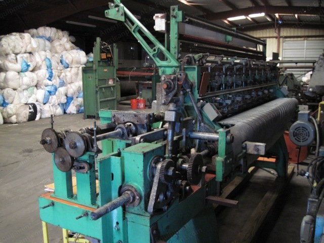 Gribetz, DG5500, 86" Width, 3 Bar, #10 Bobbin, Multineedle Quilter Machine