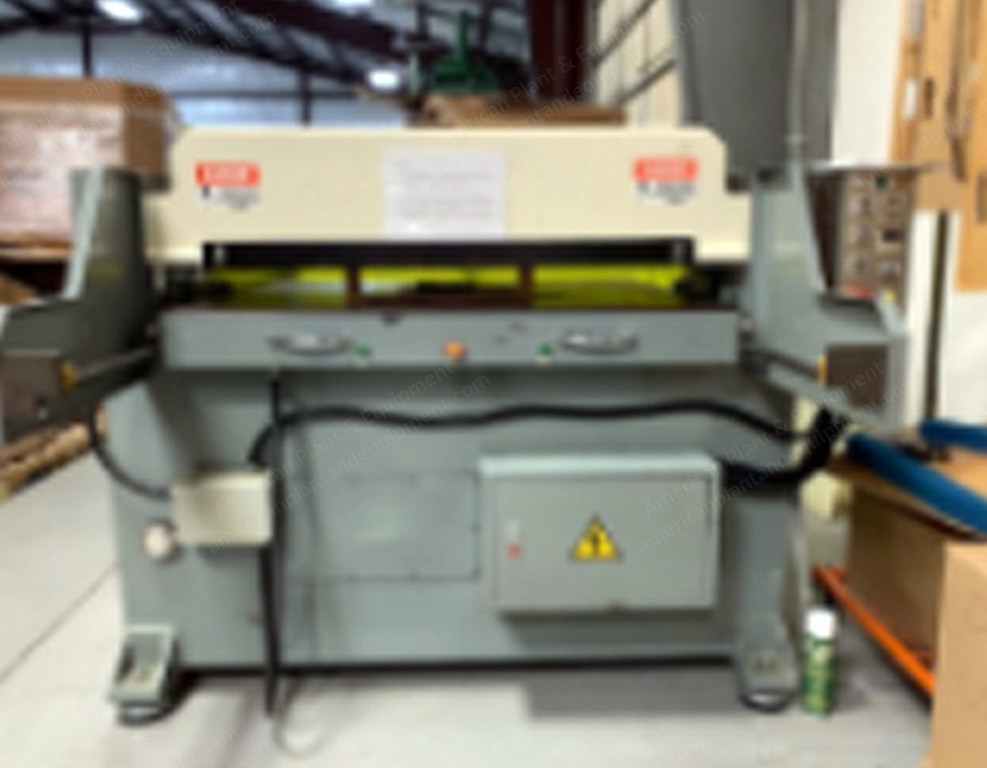 Full Head Hydraulic Beam Press, 2002, 27 Tons, 19.6x49.2 Inch Bed