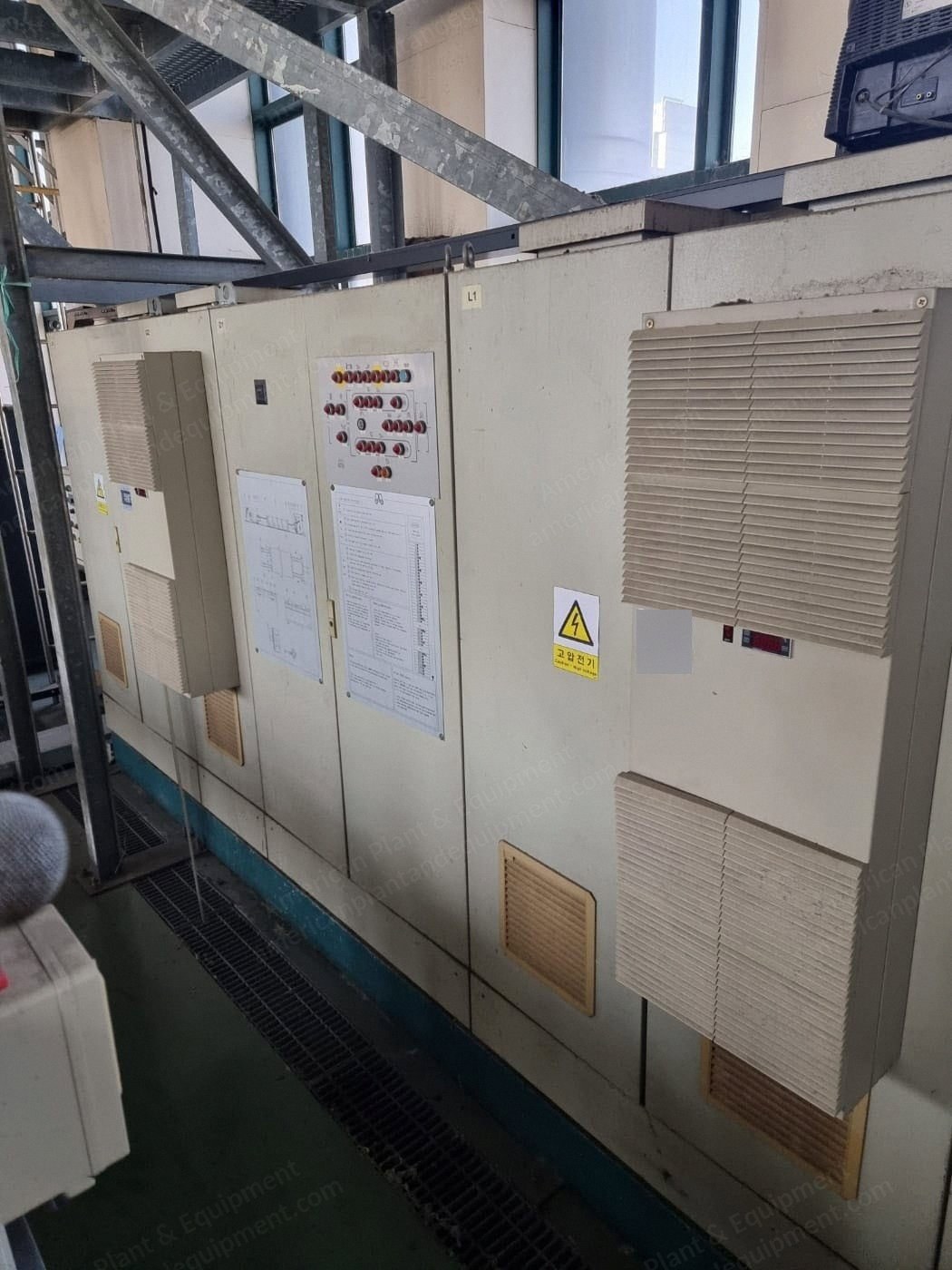 Monforts, Gas Type Stenter, 2002, 2600mm to 2800mm Width, 6 Chambers, Bianco Weft Straightener