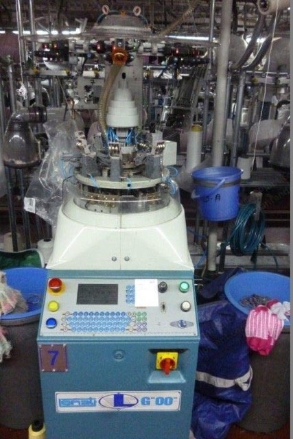 Lonati, G61Q, 2005, Socks Knitting Machine, Cylinder 3 3/4", Gauge 36-48