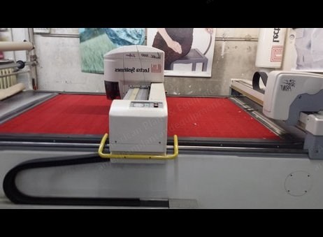 Lectra Systems, Vector 7000, 1998, Automated Cutting Machine, Series Production Table