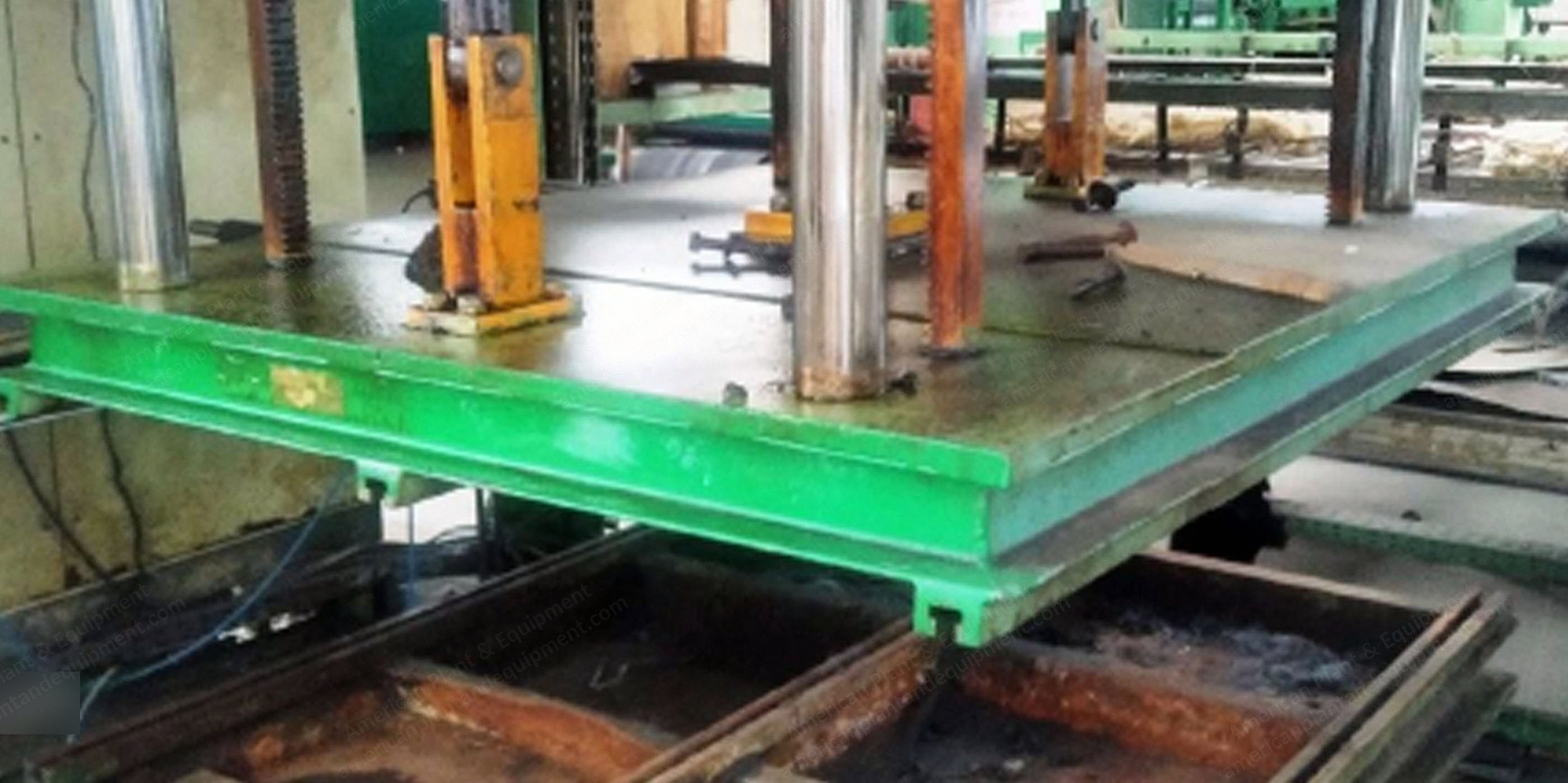 Knobel, Molding Machine, 1987, 1300x1600mm Die Base, Electrical Heating