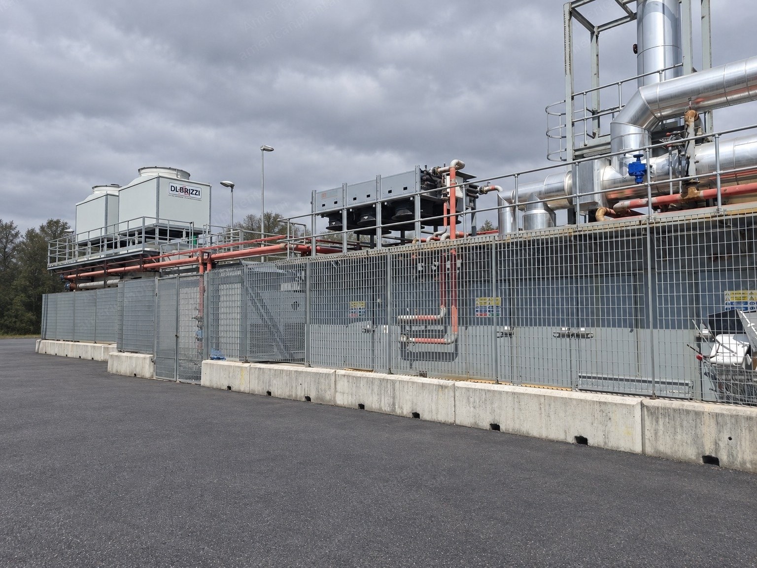 MTU, 12V4000 L33, 2023, Natural Gas Trigeneration Plant, 1,262 kWe, Carrier Absorption Chiller
