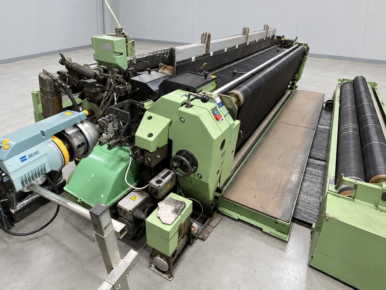 Sulzer, P7150 P330 N2 EP D12, 2000-2001, Projectile Looms for Technical Fabrics, 330cm (130") Working Width, 2 Colors, Cam Motion E10