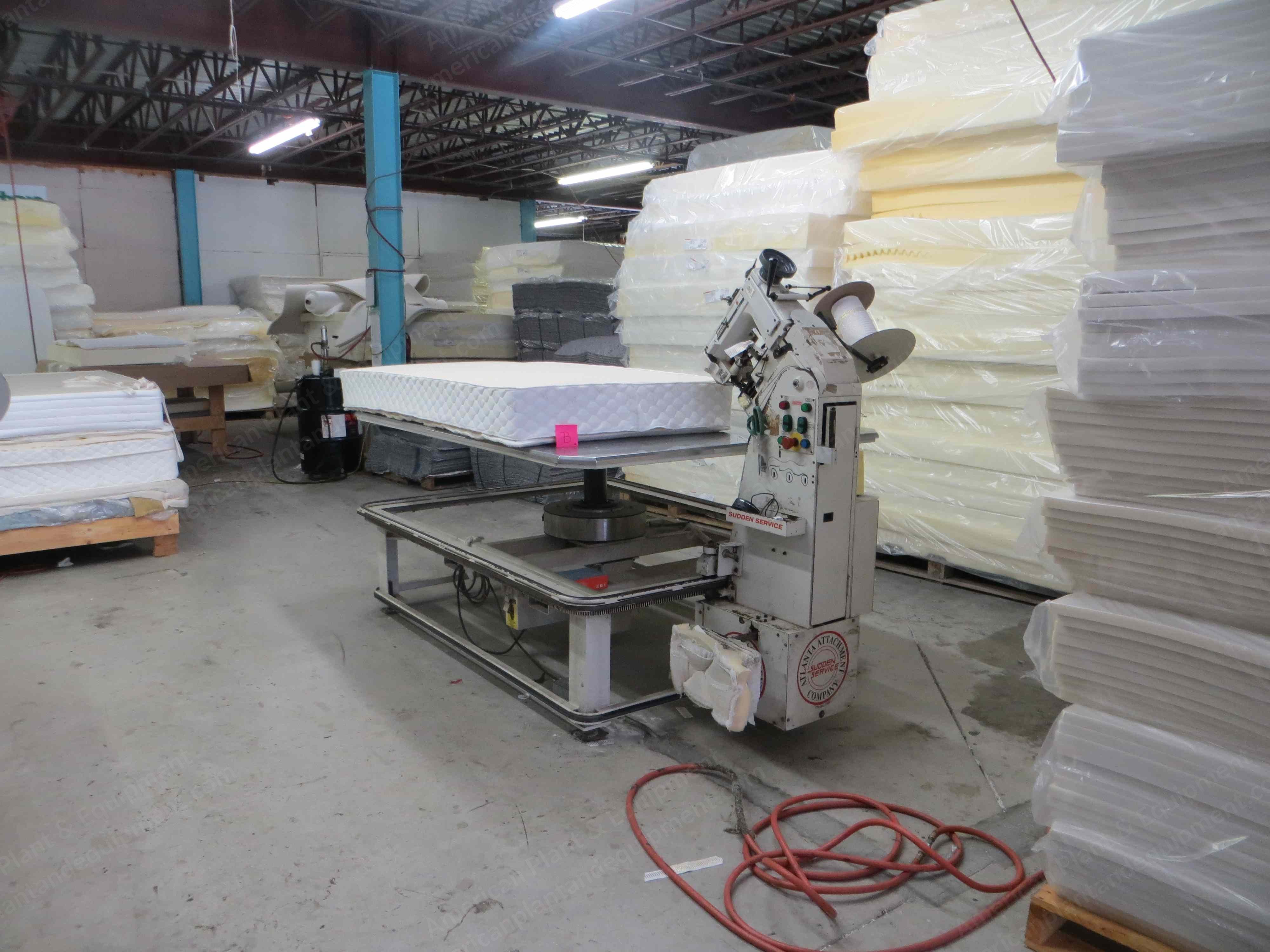 Atlanta Attachment, 300-U, Tape Edge Machine, 79.5x59.5 Inches Table, Queen Size