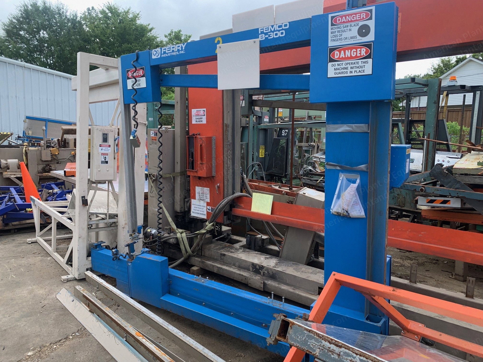 Femco, B300, Vertical Foam Cutting Machine, 50" Cut Height, 60" Inside Table, 69" Outside Table