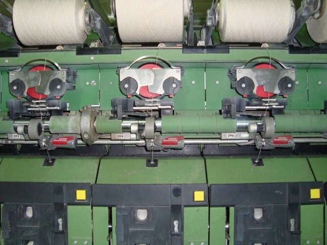Rieter, R20, 2000, 300 Spindles, 40mm Rotor, 2 Robots