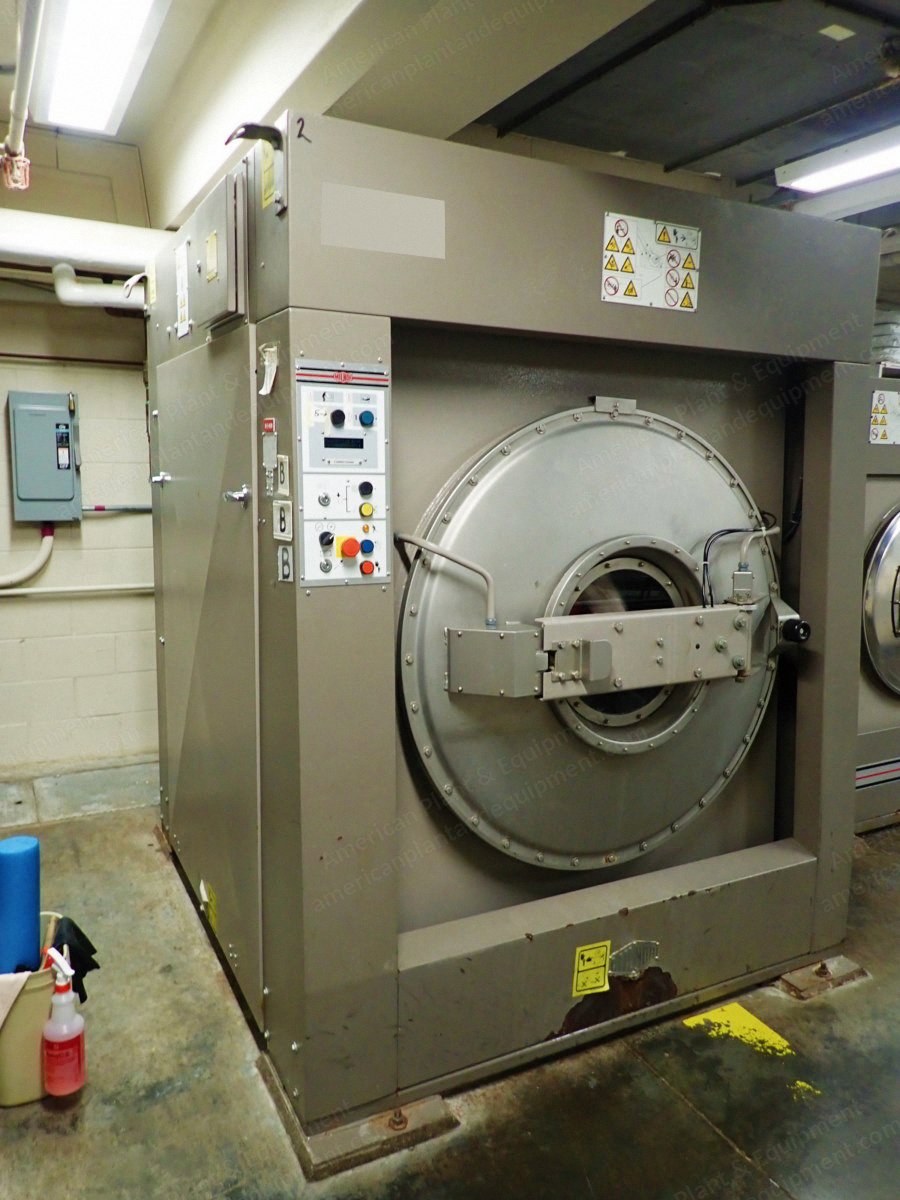 Milnor, 42032F7J, 1999, Open-Pocket Soft-Mount Washer-Extractor, 165 lbs Capacity