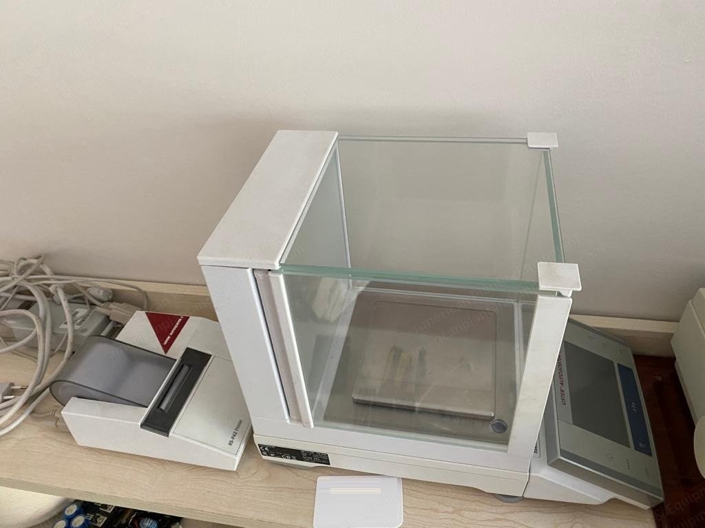 Uster, Autosorter 5, Yarn Count and Evenness Tester
