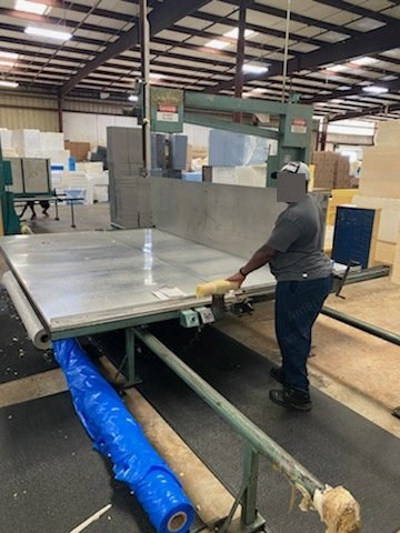 Femco, Vertical Foam Cutting Machine, 52" Bun Height, 120" Table Width