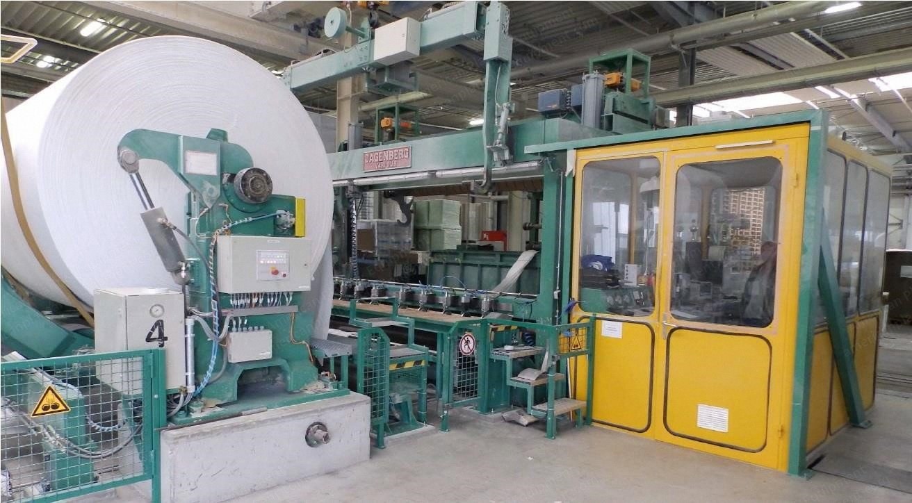 Jagenberg, Type 45 16, 1972, 4300mm Working Width, 1400 m/min Operating Speed