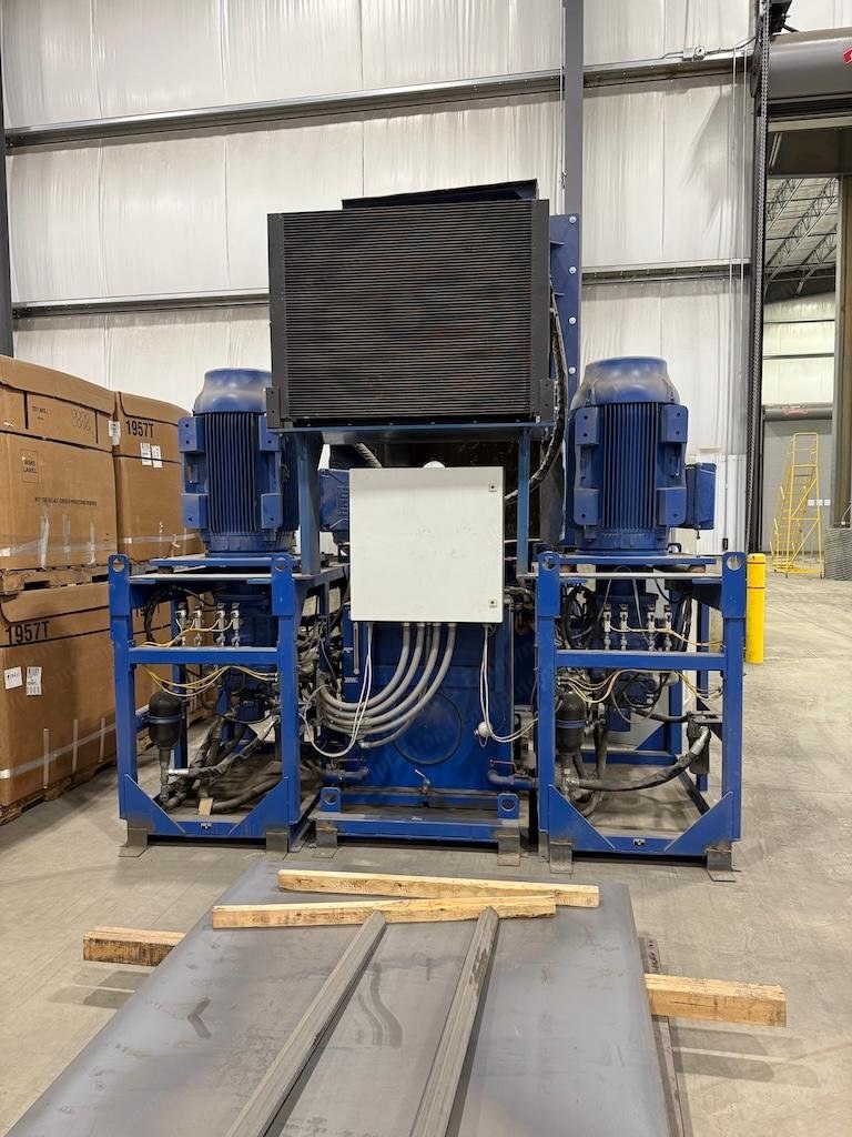 American Pulverizer, DRAS, Stationary Pre-Shredder, 400 HP, 75" x 71" Feed Opening