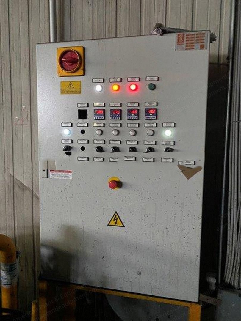 Washing Station, 3+3 Discontinuous Posts, Cold/Hot Water on Perforated Beam