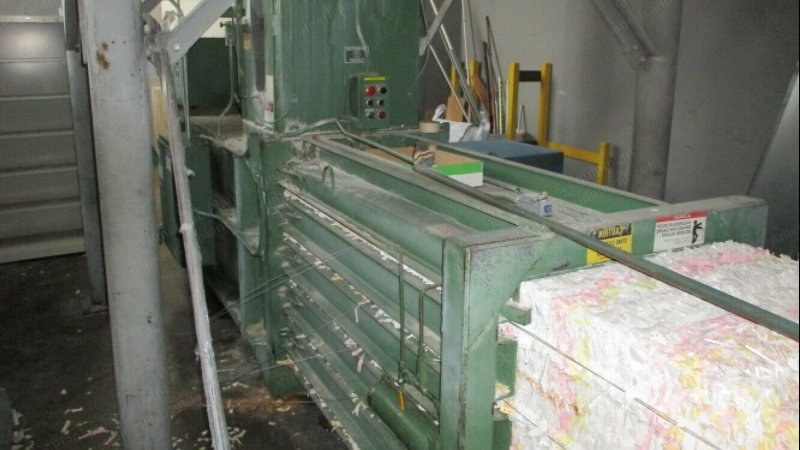 Economy, Horizontal Baler, 15 HP
