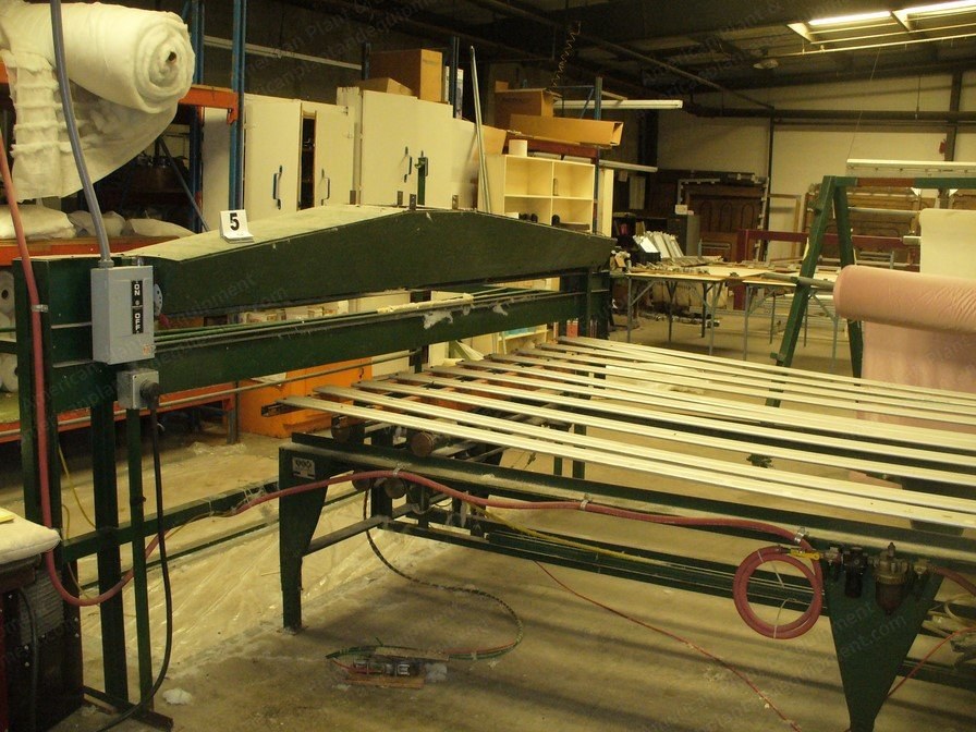 ABM, 21 769, Comforter Filling Machine, 76 Inches Working Width, 13 ft Blades