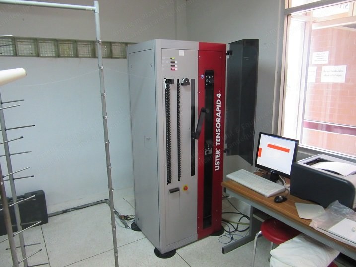Uster, UTR4, 2006, Single Yarn Strength Tester, with Bobbin Creel, Monitor, CPU