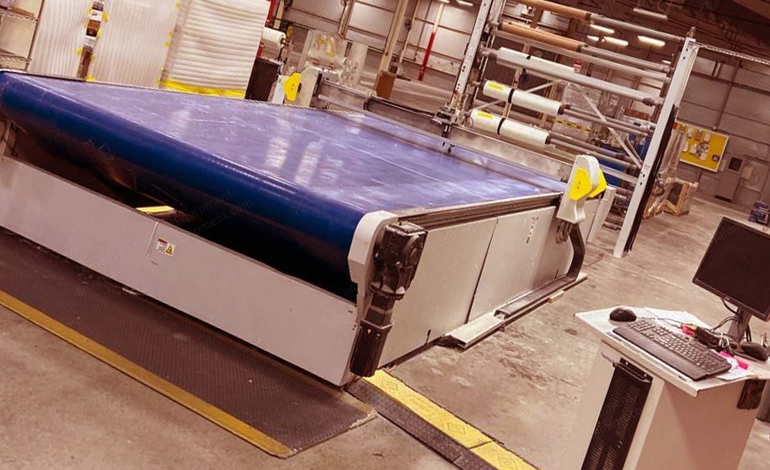 Eastman, Eagle C125, 2016, Conveyor Cutter System, 108 inch Width x 20 foot Length, with 16-Carrier Textile Carousel