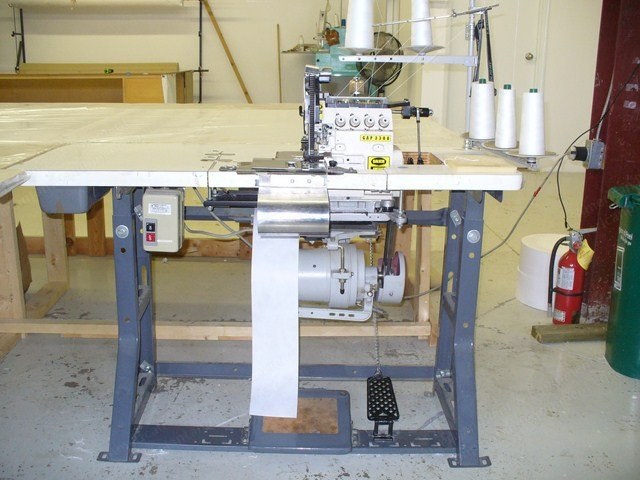 Galkin, GAP 3300, Serger Flanger, Table and Motor, 4 Yarn Positions