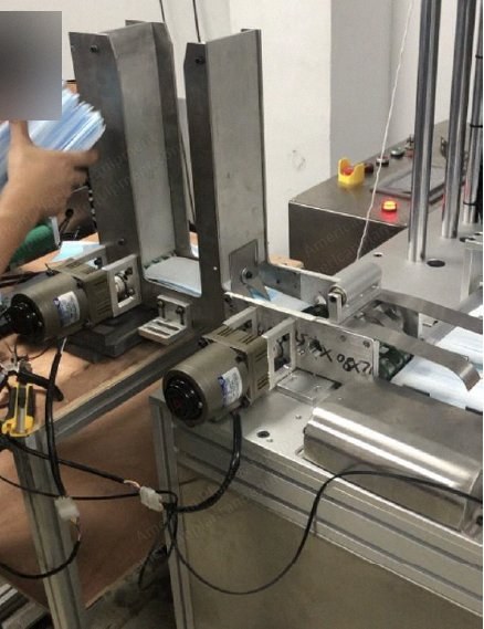 Automatic Mask Body Feeding System, Semi-Automatic Material Feeder, 40-60 pieces/min, 100W