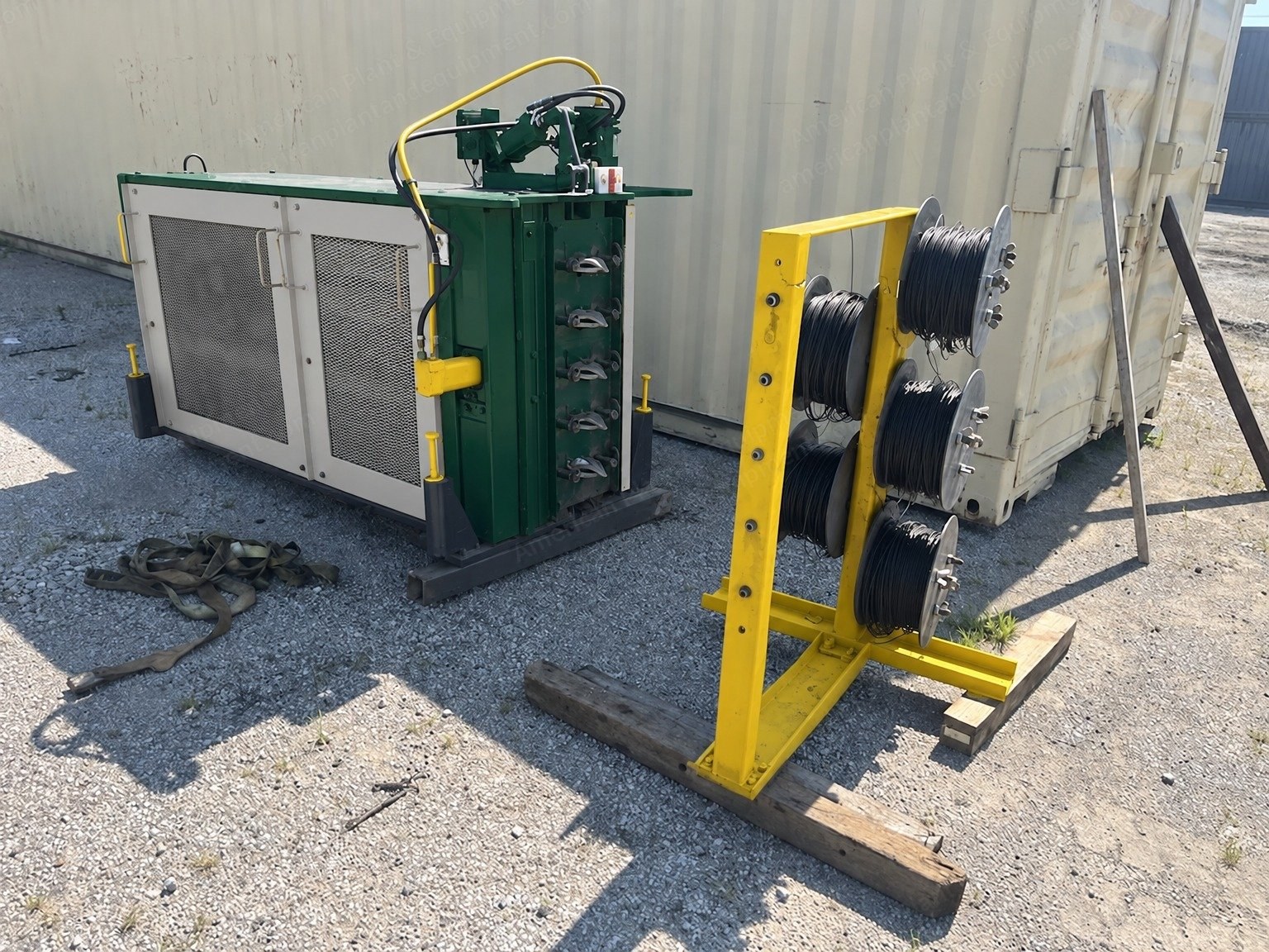 American Baler, DC 5043-830R, Auto-Tie Baler, 2004, 43 x 50 in Feed Opening