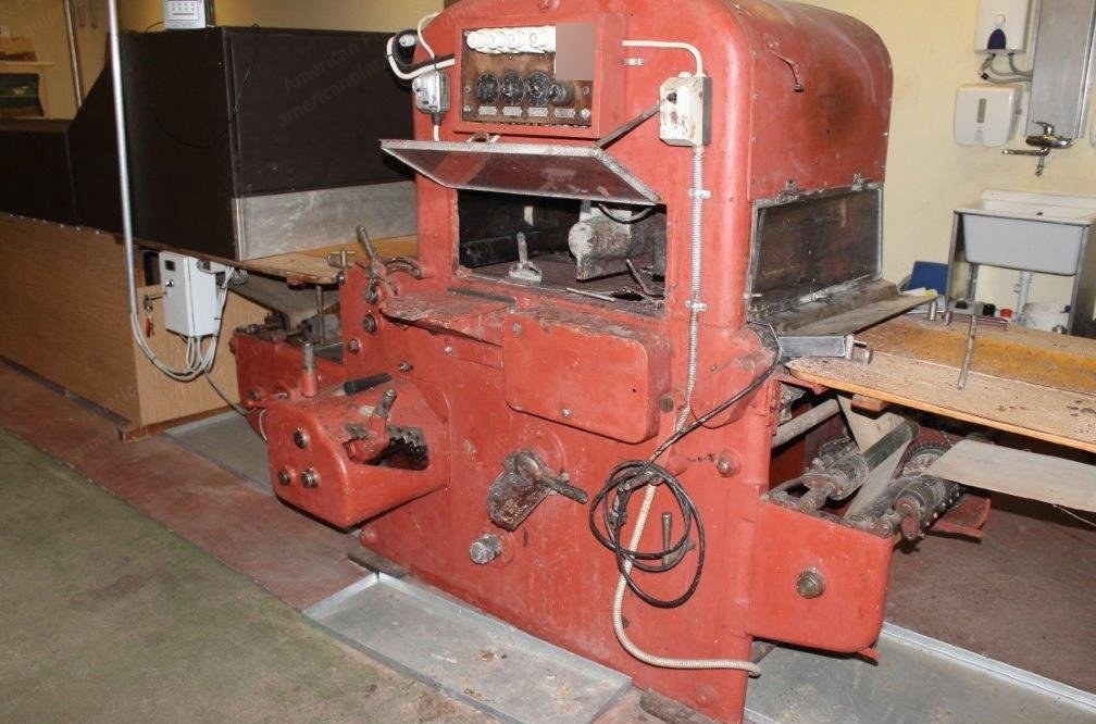 Kadema, Juwel 620, 1935, Chocolate Enrober, 620mm Working Width, 8m Wooden Cooling Tunnel