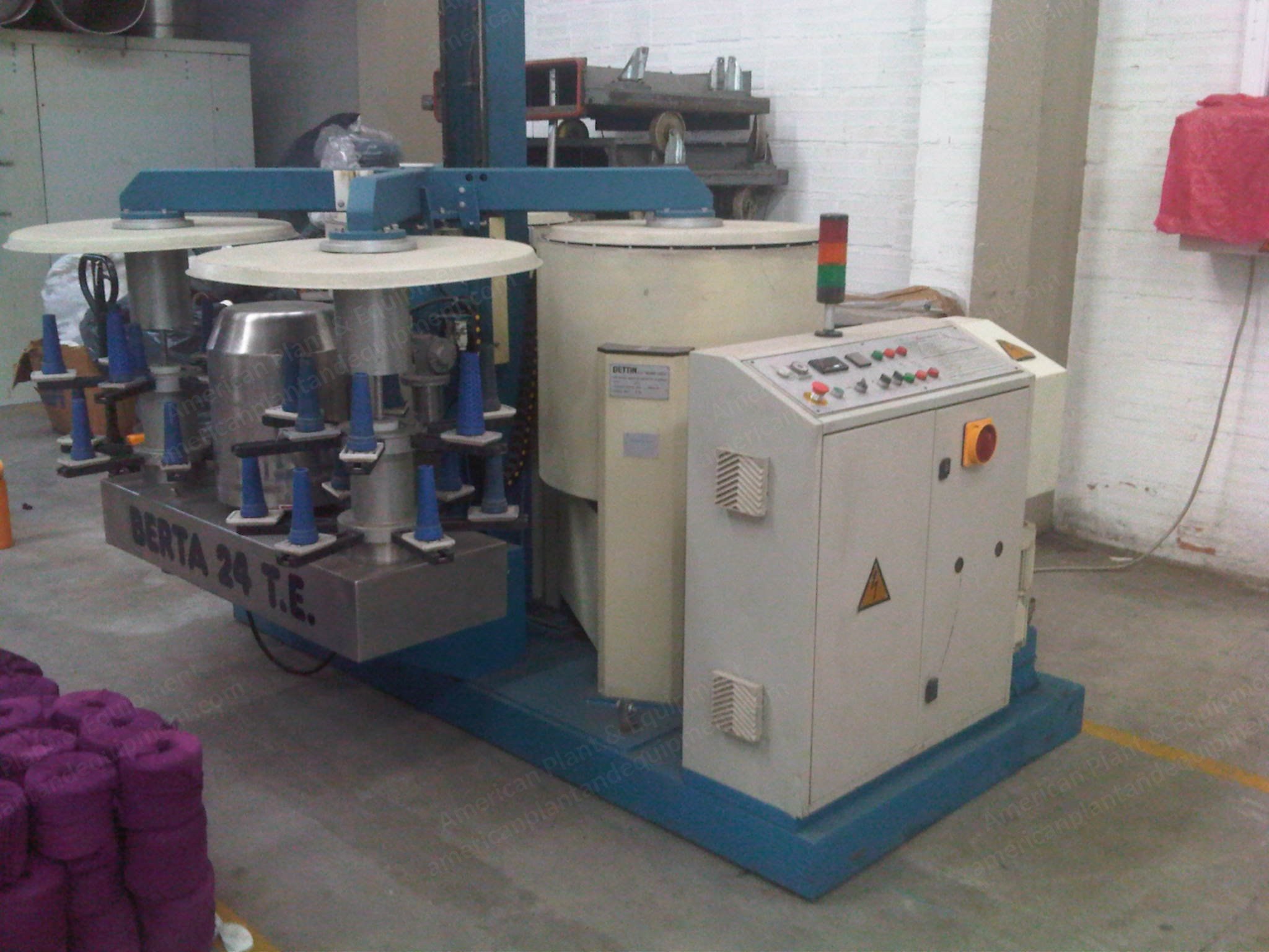Dettin, Berta 24, 1992, Hydroextractor, Cone Holders for 4 Degrees