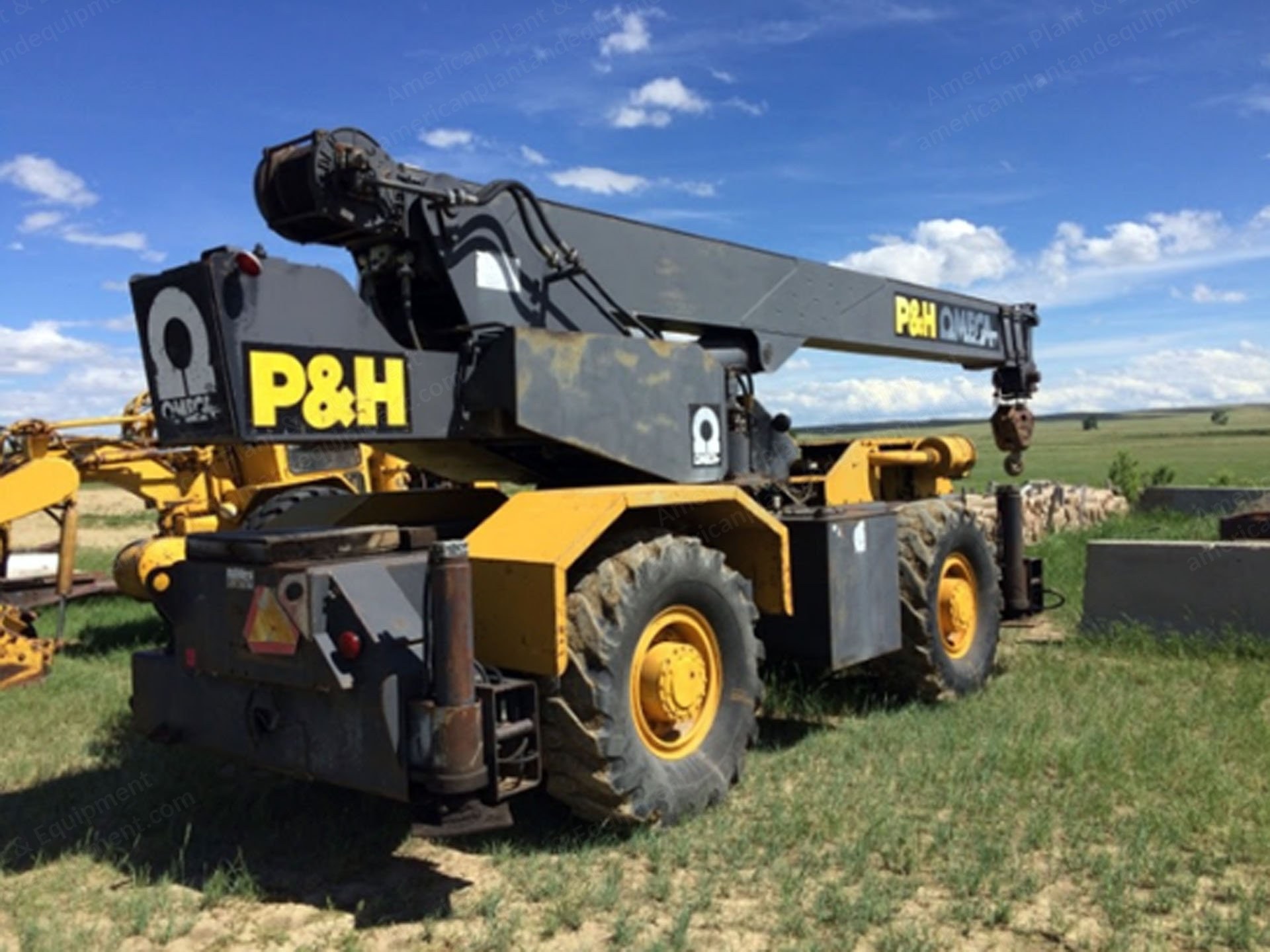P & H, Omega, 1981, 18 Ton Capacity, 4x4 3-Way Steering, 62'23" Boom Height