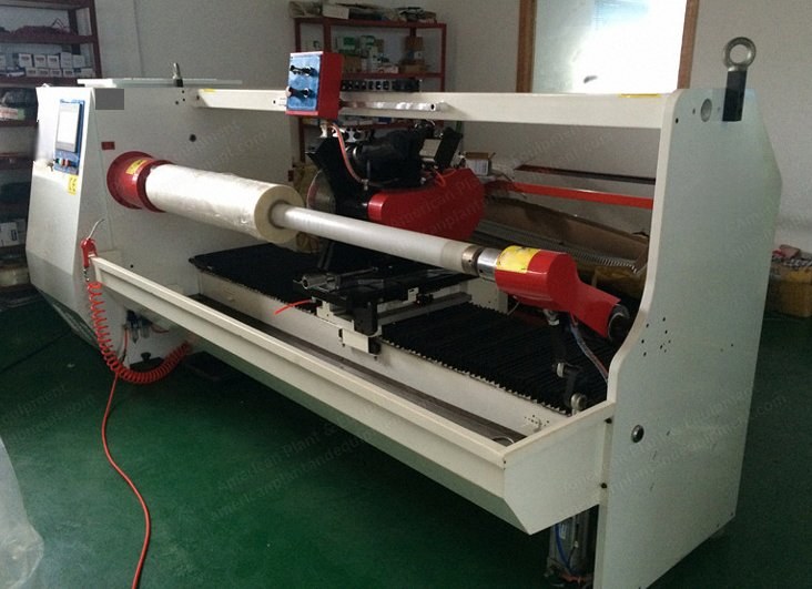 NovaStar, SR257, Roller Width 2000mm, Max Cutting Diameter 300mm, 3 HP Main Motor