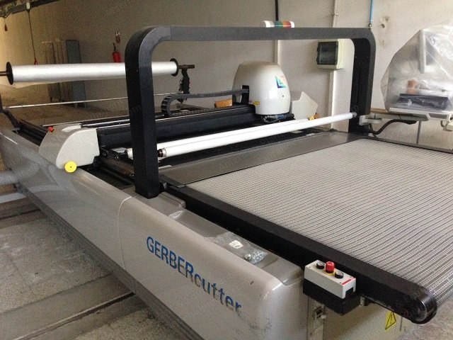 Gerber, GT-5250, 2001, Automated Cutting Machine, 1800mm Cutting Width, Vortex Cooling